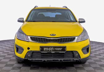 Подержанный автомобиль Kia Rio Hatchback 2020 года (2 фото)