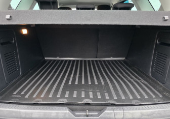 Подержанный автомобиль Renault Kaptur 2017 года (17 фото)