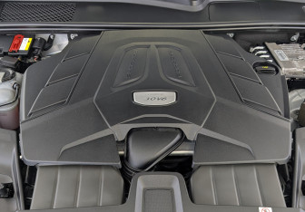 Подержанный автомобиль Porsche Cayenne 2018 года (9 фото)