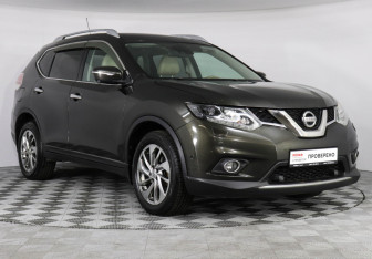 Подержанный автомобиль Nissan X-Trail 2016 года (2 фото)