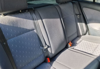 Подержанный автомобиль Skoda Octavia Liftback 2008 года (12 фото)