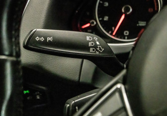 Подержанный автомобиль Audi Q5 2015 года (12 фото)