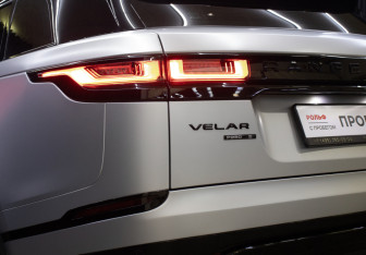Подержанный автомобиль Land Rover Range Rover Velar 2020 года (27 фото)