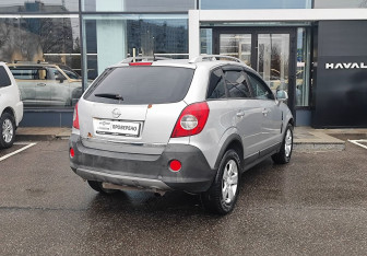 Подержанный автомобиль Opel Antara 2008 года (5 фото)