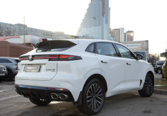 Подержанный автомобиль Changan UNI-K 2023 года (2 фото)