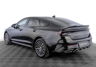 Подержанный автомобиль Kia K5 2020 года (7 фото)