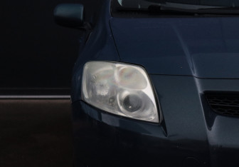 Подержанный автомобиль Toyota Auris Hatchback 2009 года (18 фото)