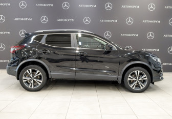 Подержанный автомобиль Nissan Qashqai 2021 года (4 фото)