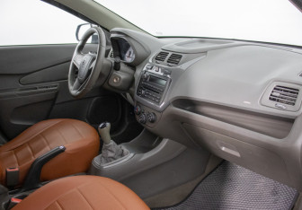 Подержанный автомобиль Ravon R4 2018 года (9 фото)