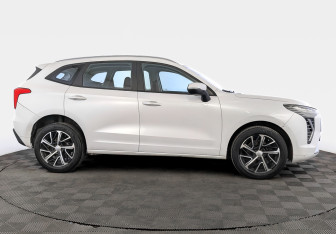 Подержанный автомобиль Haval Jolion 2022 года (4 фото)