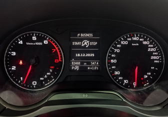 Подержанный автомобиль Audi A3 Hatchback 2013 года (16 фото)