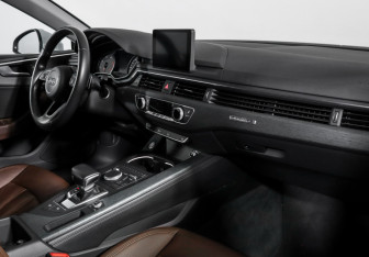 Подержанный автомобиль Audi A5 Coupe 2016 года (9 фото)