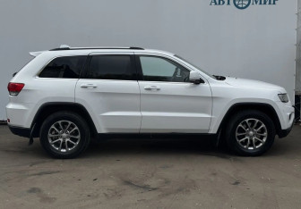 Подержанный автомобиль Jeep Grand Cherokee 2013 года (4 фото)