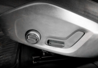 Подержанный автомобиль Volvo V60 2020 года (21 фото)