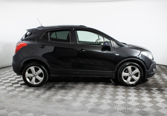 Подержанный автомобиль Opel Mokka 2014 года (4 фото)