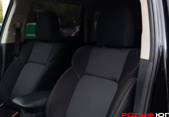 Подержанный автомобиль Mitsubishi Outlander 2019 года (15 фото)