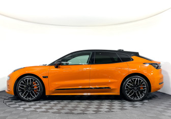 Подержанный автомобиль Zeekr 001 2023 года (7 фото)