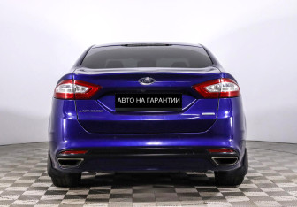 Подержанный автомобиль Ford Mondeo Sedan 2015 года (4 фото)
