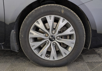 Подержанный автомобиль Kia Ceed Wagon 2017 года (12 фото)