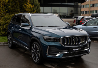 Подержанный автомобиль Geely Monjaro 2023 года (2 фото)