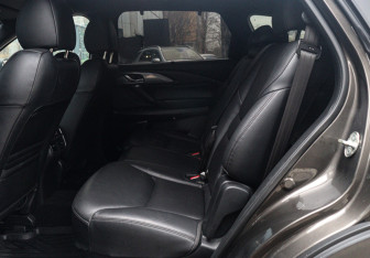 Подержанный автомобиль Mazda CX-9 2018 года (10 фото)