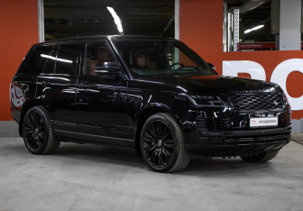 Подержанный автомобиль Land Rover Range Rover 2019 года (3 фото)