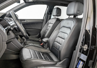 Подержанный автомобиль Volkswagen Tiguan 2021 года (20 фото)