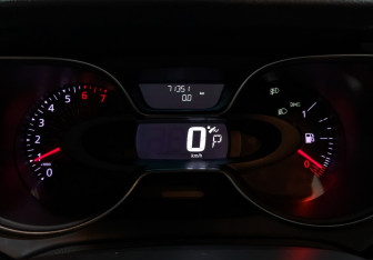 Подержанный автомобиль Renault Kaptur 2021 года (14 фото)