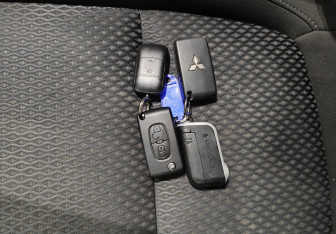 Подержанный автомобиль Mitsubishi Outlander 2017 года (15 фото)