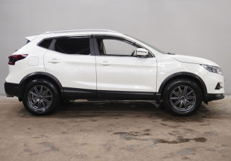 Подержанный автомобиль Nissan Qashqai 2020 года (4 фото)