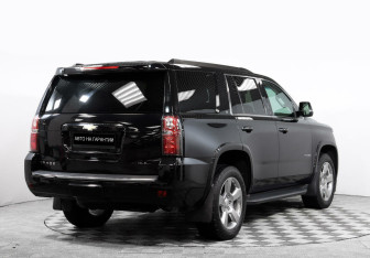Подержанный автомобиль Chevrolet Tahoe 2016 года (3 фото)