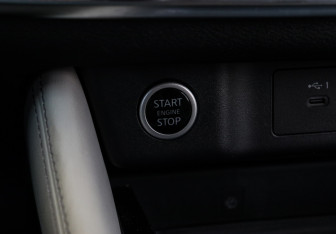 Подержанный автомобиль Nissan X-Trail 2021 года (26 фото)