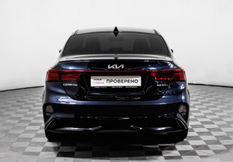 Подержанный автомобиль Kia Cerato Sedan 2021 года (6 фото)
