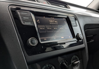 Подержанный автомобиль Skoda Rapid Liftback 2019 года (25 фото)