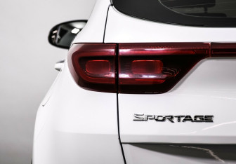 Подержанный автомобиль Kia Sportage 2020 года (8 фото)