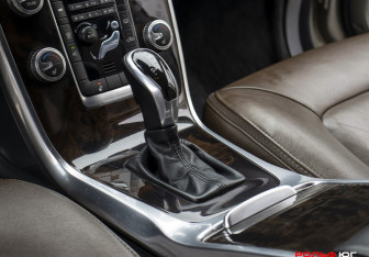 Подержанный автомобиль Volvo XC70 2014 года (16 фото)