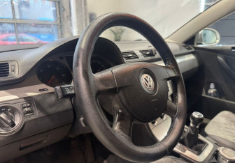 Подержанный автомобиль Volkswagen Passat Wagon 2007 года (11 фото)