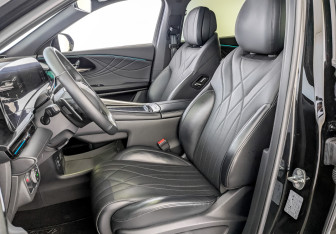 Подержанный автомобиль Exeed RX 2023 года (20 фото)