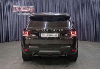 Подержанный автомобиль Land Rover Range Rover Sport 2016 года (6 фото)