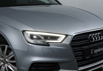 Подержанный автомобиль Audi A3 Sedan 2020 года (23 фото)