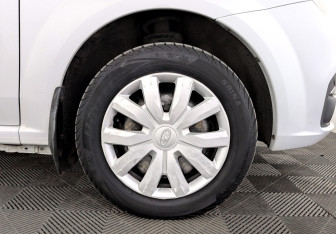 Подержанный автомобиль LADA (ВАЗ) Largus Wagon 2021 года (18 фото)