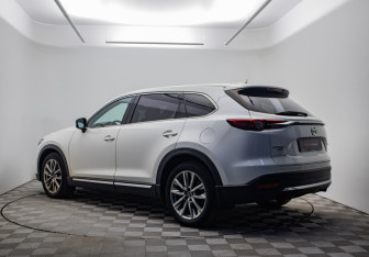 Подержанный автомобиль Mazda CX-9 2019 года (7 фото)