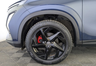 Подержанный автомобиль Omoda C5 2023 года (13 фото)