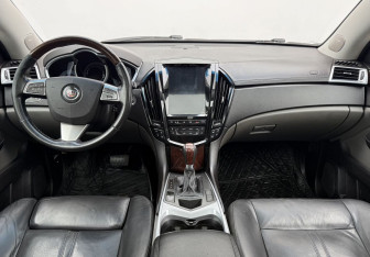 Подержанный автомобиль Cadillac SRX 2010 года (14 фото)