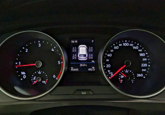 Подержанный автомобиль Volkswagen Tiguan 2018 года (13 фото)