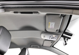 Подержанный автомобиль Toyota Camry Sedan 2021 года (23 фото)