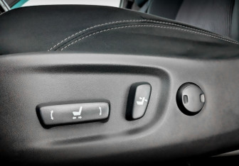 Подержанный автомобиль Toyota Land Cruiser Prado 2021 года (22 фото)