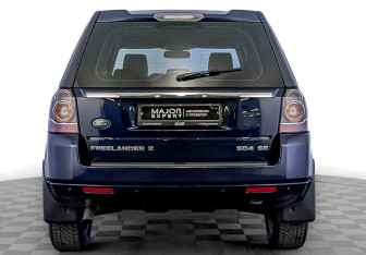 Подержанный автомобиль Land Rover Freelander 2014 года (6 фото)