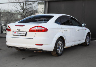 Подержанный автомобиль Ford Mondeo Sedan 2008 года (4 фото)