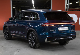 Подержанный автомобиль Geely Monjaro 2023 года (7 фото)